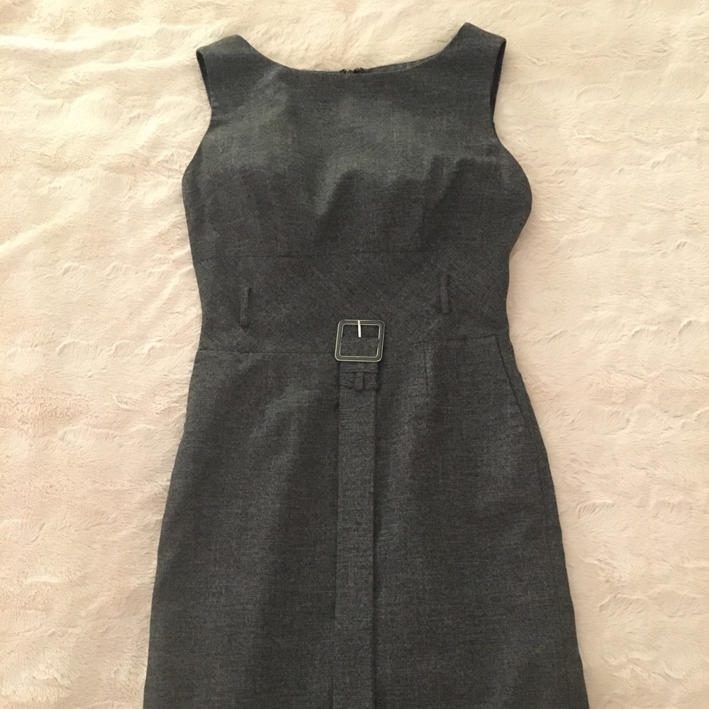 Banana Republic sheath dress with belt